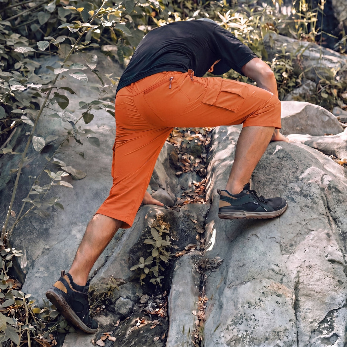 Men's 3/4 Hiking Capri Pants - Quick Dry Below Knee Shorts with 5 Pockets