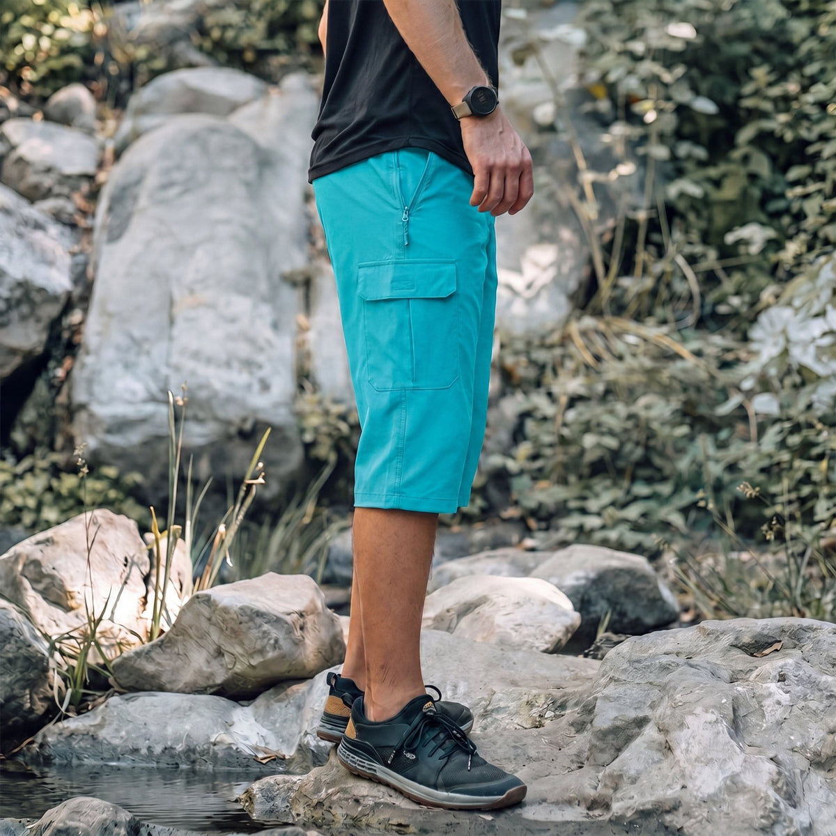 Men's 3/4 Hiking Capri Pants - Quick Dry Below Knee Shorts with 5 Pockets