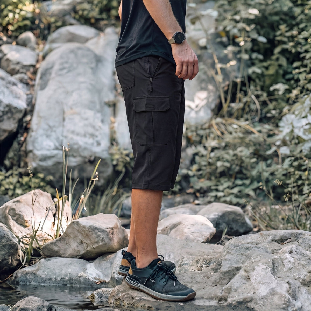 Men's 3/4 Hiking Capri Pants - Quick Dry Below Knee Shorts with 5 Pockets
