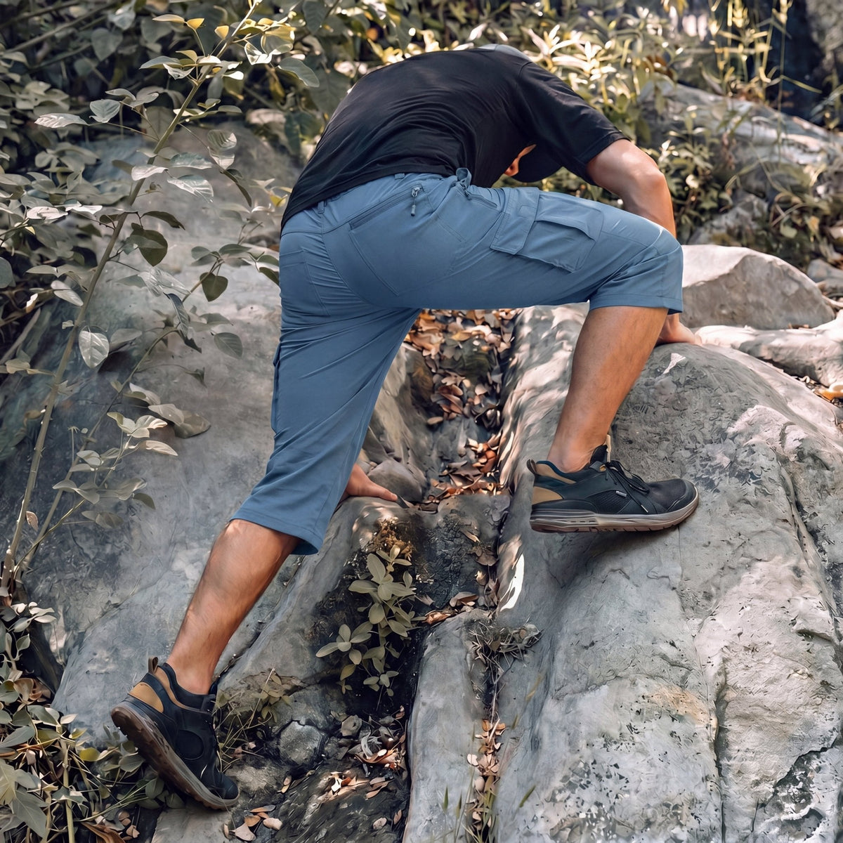 Men's 3/4 Hiking Capri Pants - Quick Dry Below Knee Shorts with 5 Pockets