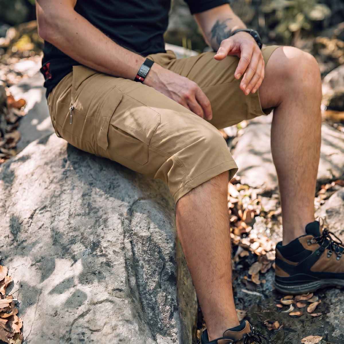 Men's 3/4 Hiking Capri Pants - Quick Dry Below Knee Shorts with 5 Pockets