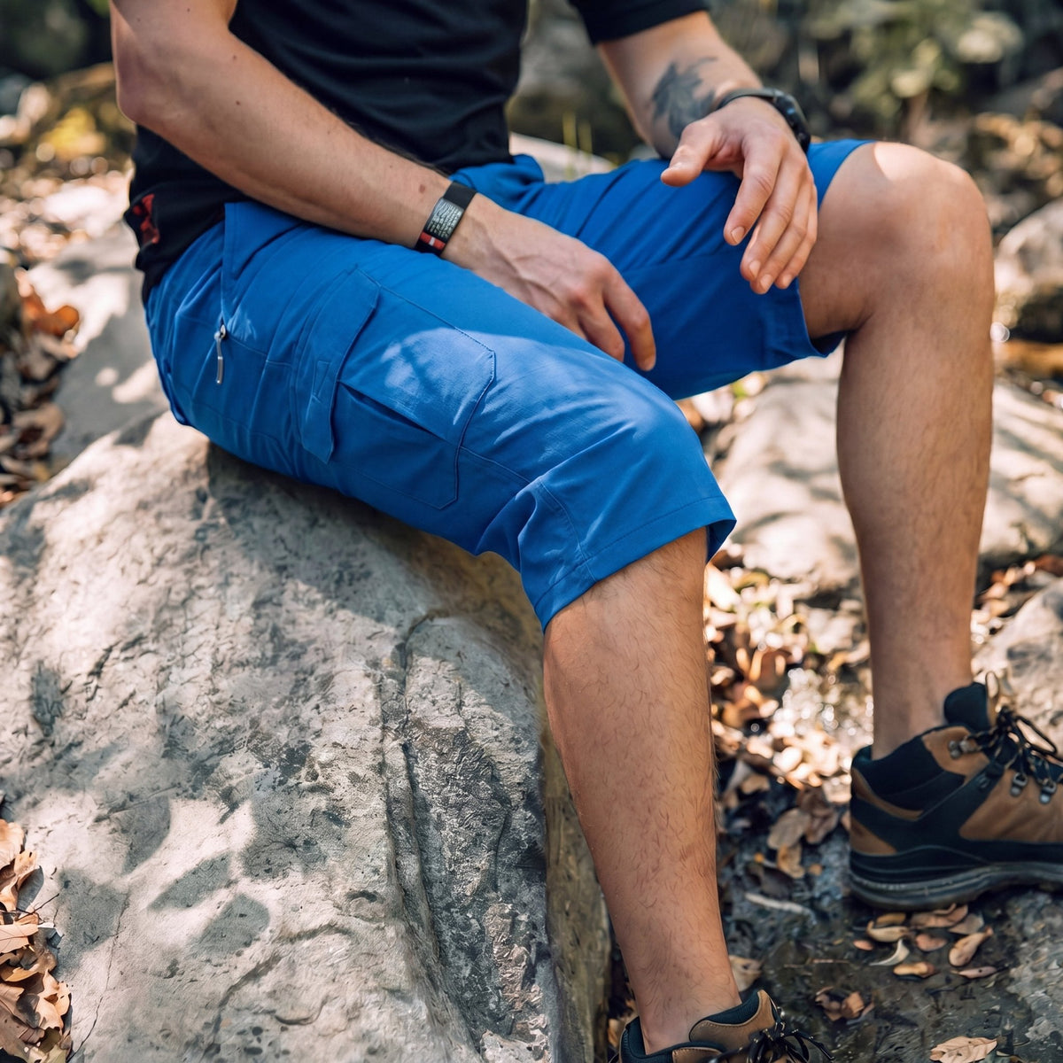 Men's 3/4 Hiking Capri Pants - Quick Dry Below Knee Shorts with 5 Pockets