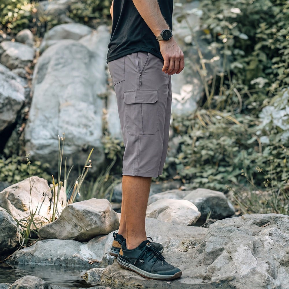 Men's 3/4 Hiking Capri Pants - Quick Dry Below Knee Shorts with 5 Pockets
