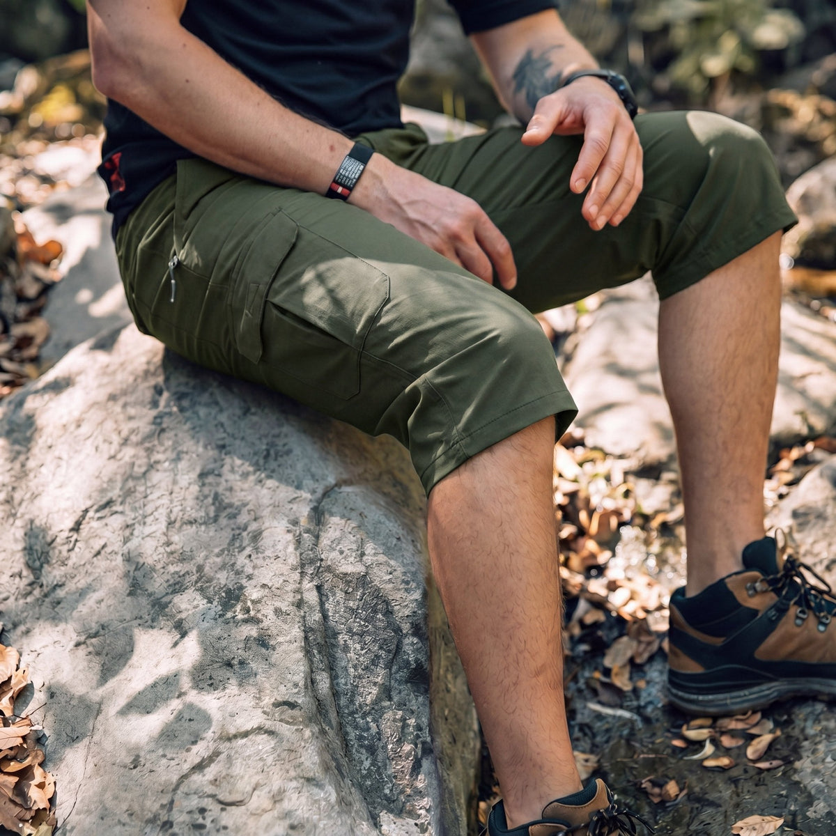 Men's 3/4 Hiking Capri Pants - Quick Dry Below Knee Shorts with 5 Pockets