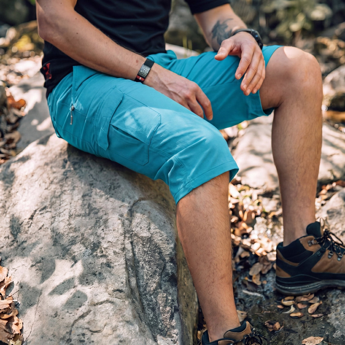Men's 3/4 Hiking Capri Pants - Quick Dry Below Knee Shorts with 5 Pockets