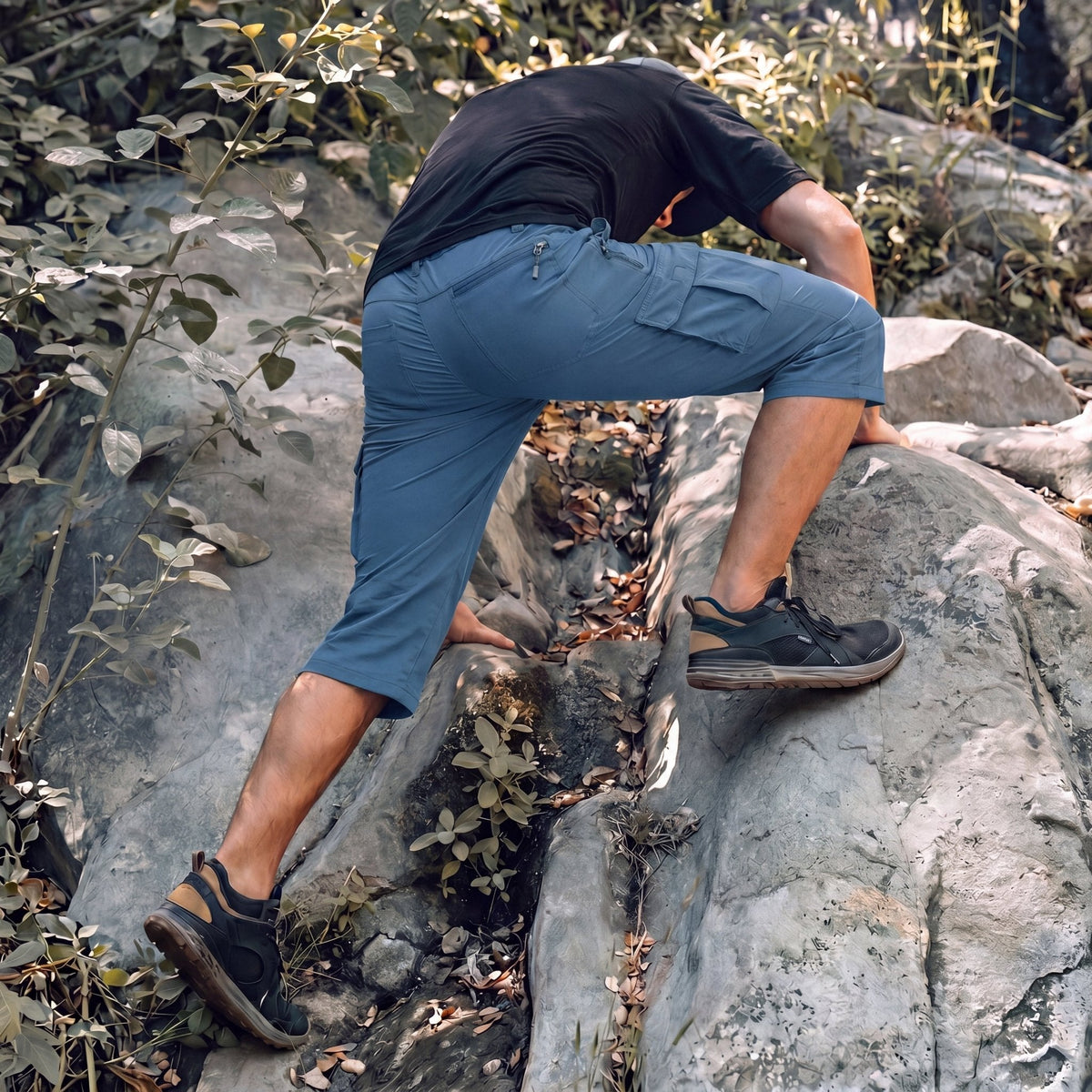 Men's 3/4 Hiking Capri Pants - Quick Dry Below Knee Shorts with 5 Pockets